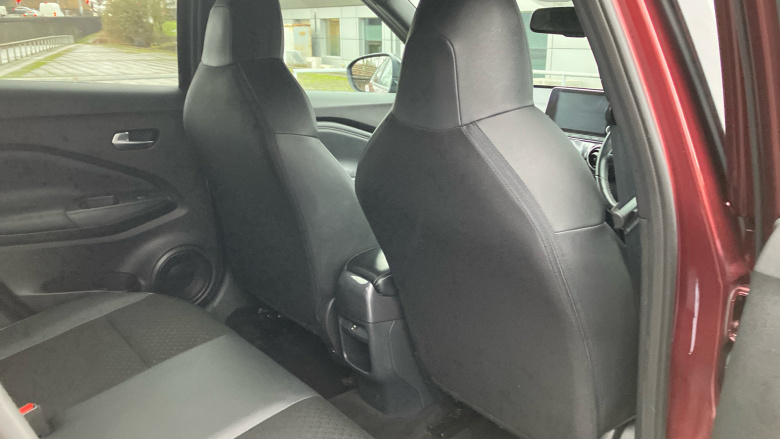 Nissan Juke 1.0 DiG-T 114 N-Connecta 5dr Petrol Hatchback